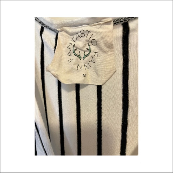 Fantastic Fawn button-down tee, size M - Picture 2 of 3